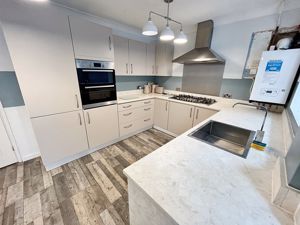 Kitchen- click for photo gallery